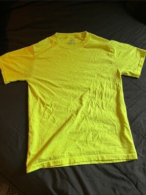 Jerzees Short Sleeve Crew Neck Tee - Neon Yellow